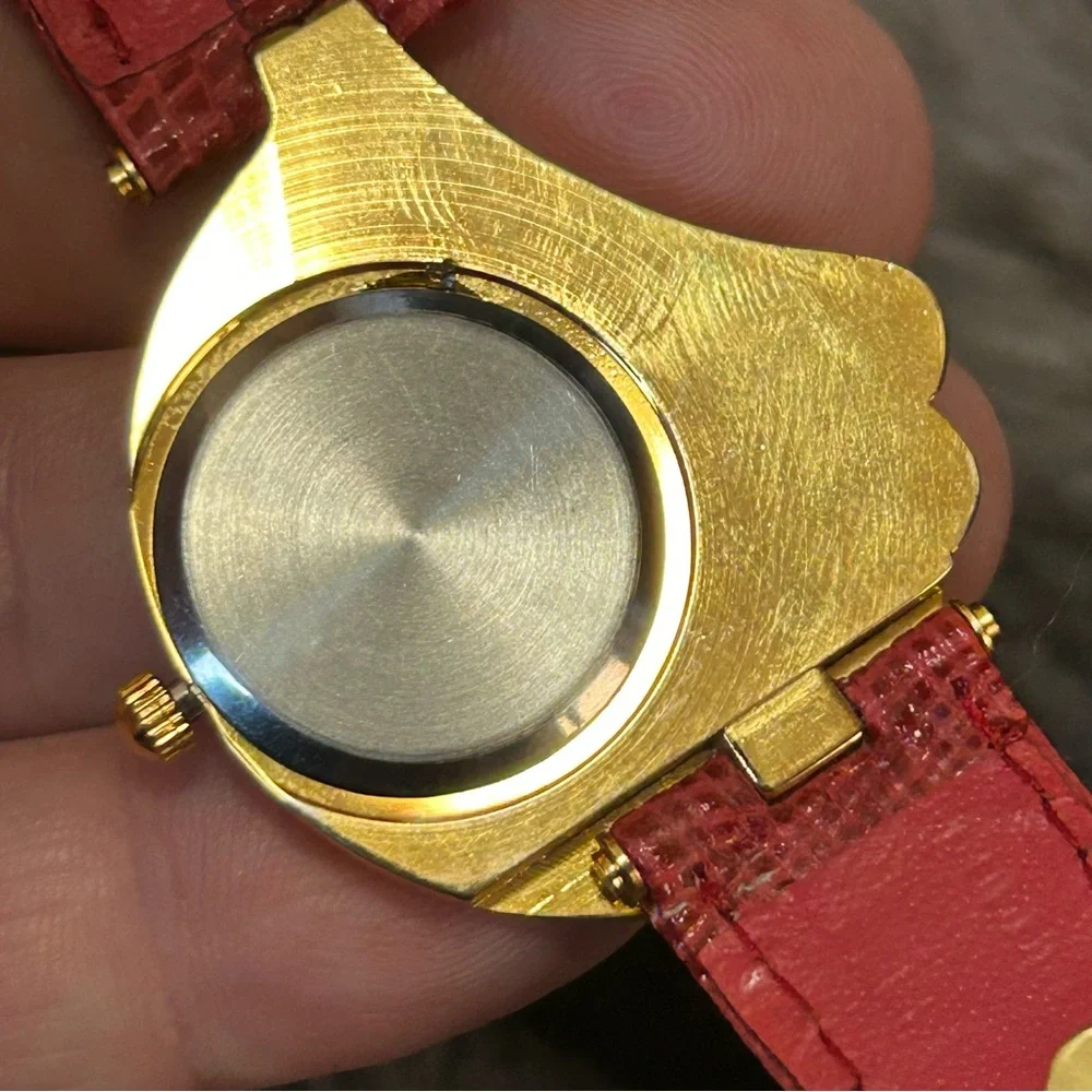 Rare Vintage 80s Emspritt red croc genuine leather band watch